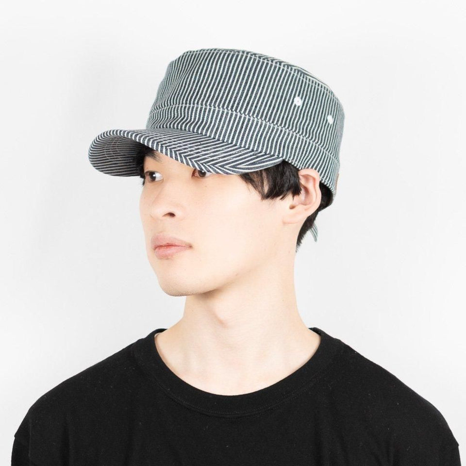 ワークキャップ ヒッコリー 着用 斜め前