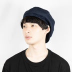 ツイルキャスケット ネイビー 着用 斜め前