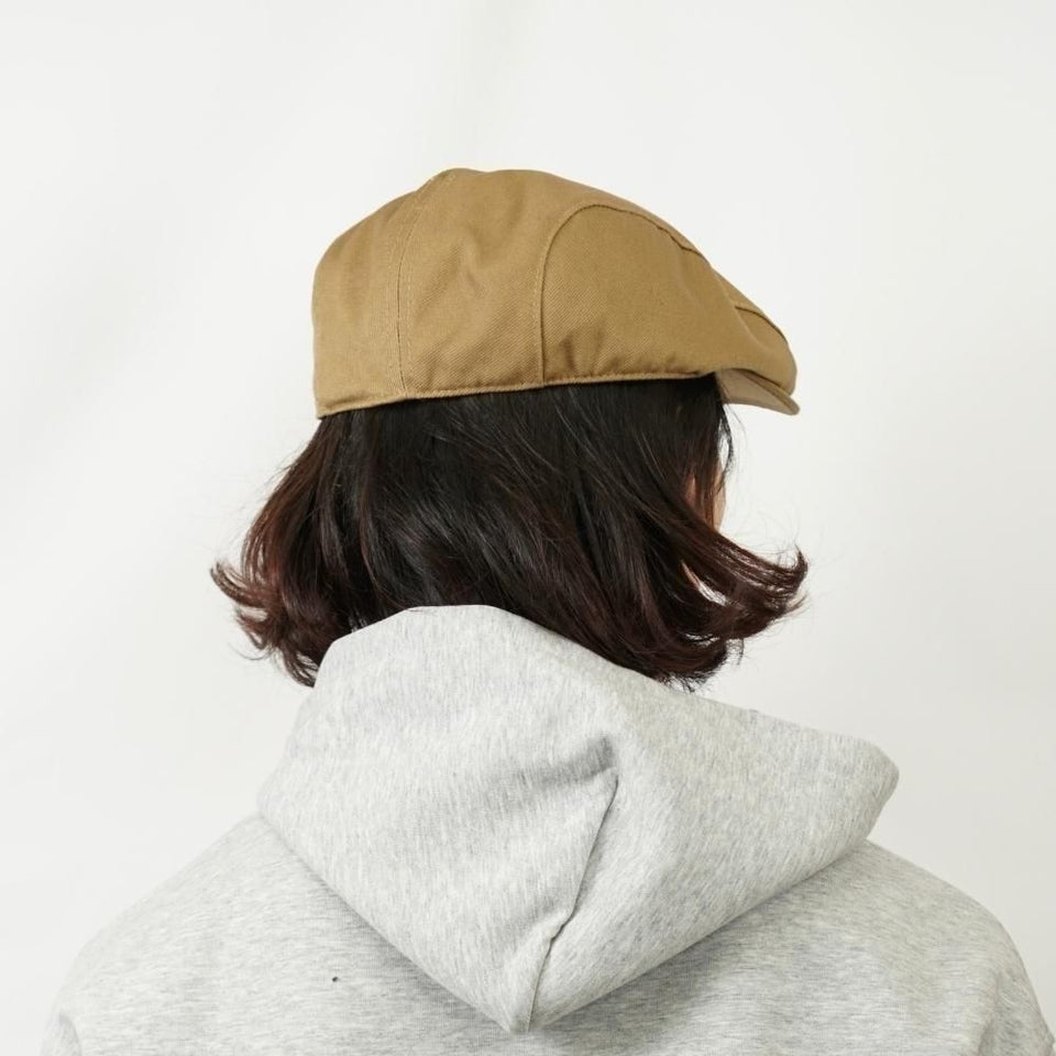 コットンツイルハンチング ベージュ 着用 後ろ