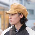 コーデュロイキャスケット ベージュ 着用 斜め前