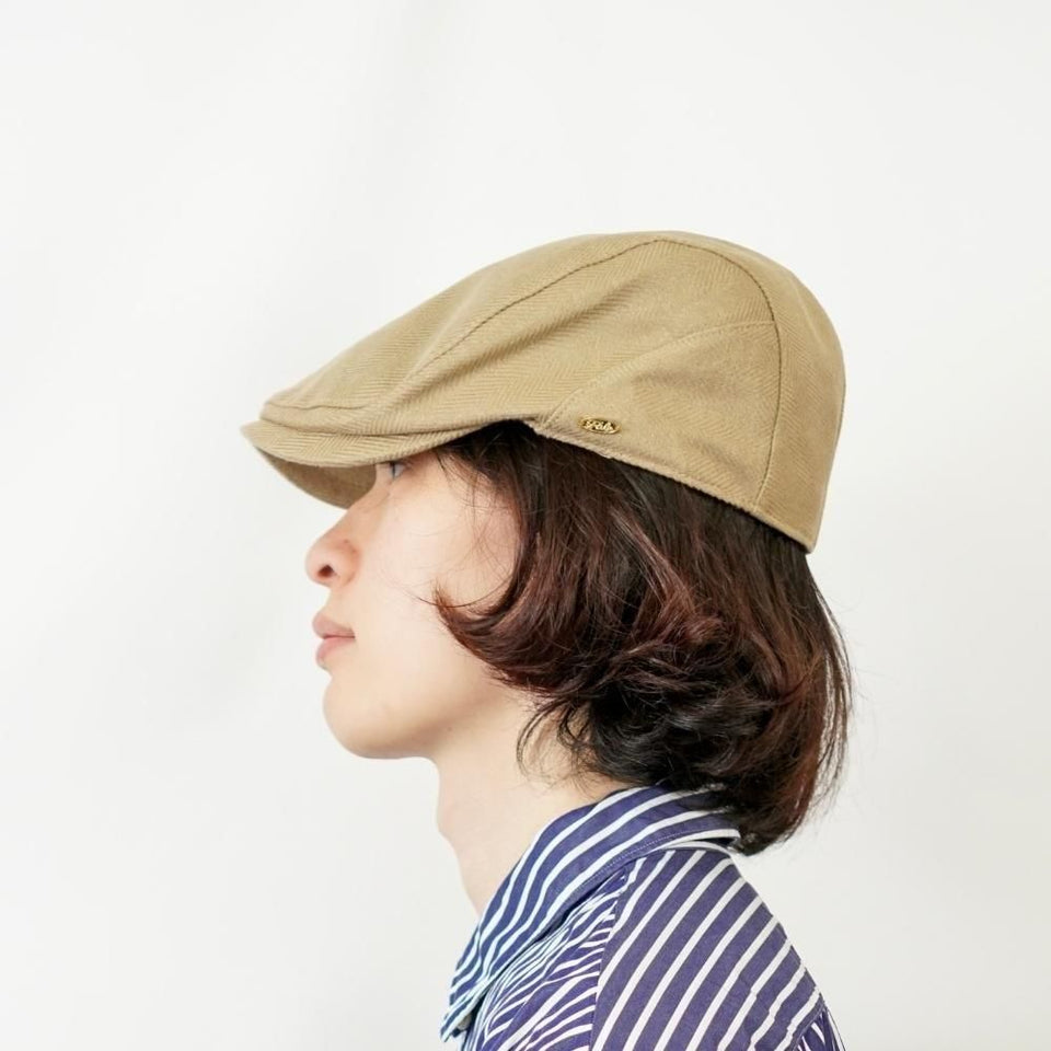 ヘリンボーンハンチング ベージュ 着用 横