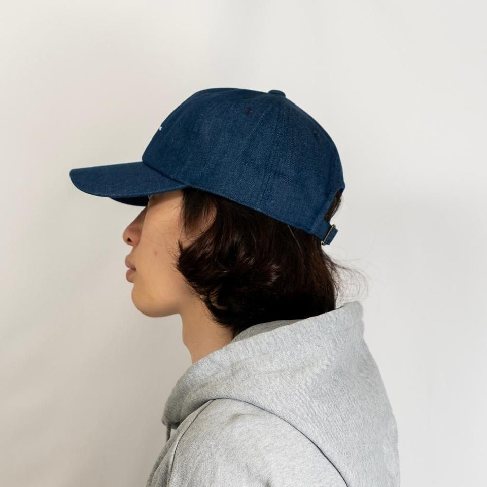 裏寺キャップ ブルーデニム 着用 横