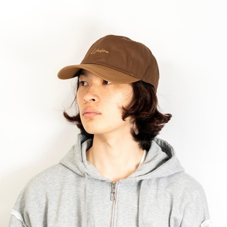 裏寺キャップ モカ ベージュ 着用 斜め前
